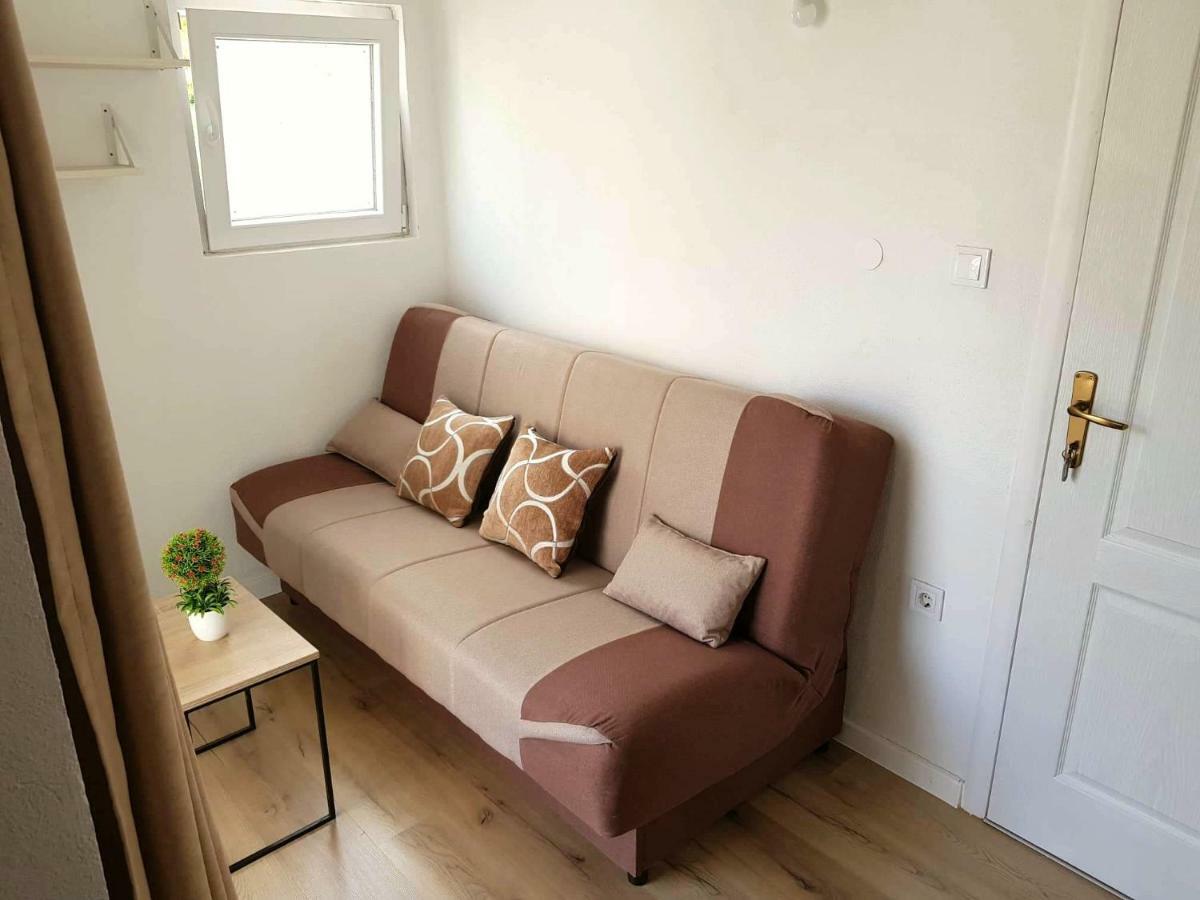 Apartments Miki 巴尔 外观 照片